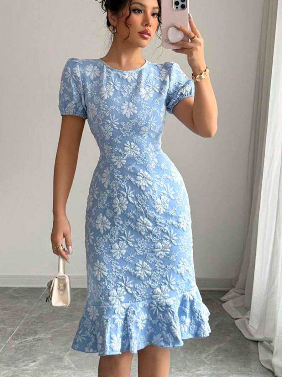 Small daisy embossed dress beautiful slim fishtail skirt short sleeves